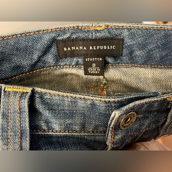 Banana Republic Women’s Straight Blue Jeans NWOT - SZ 8 - Picture 3 of 8